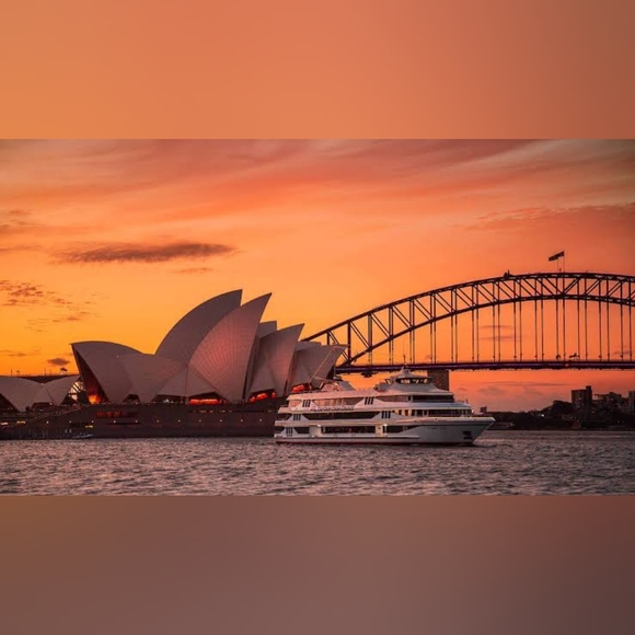 Meet your Posher, Mimian - Picture 2 of 2